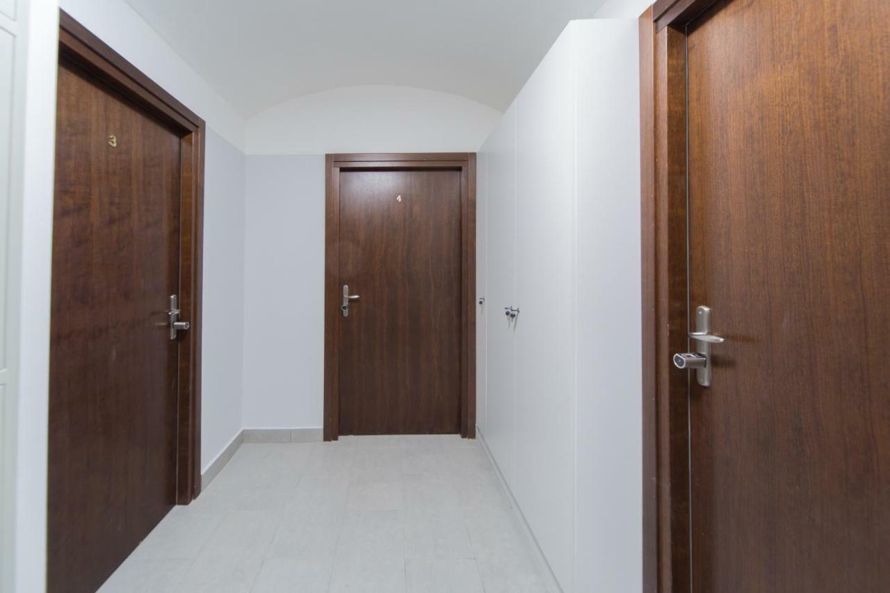 Platan Apartments-Studio nr 4-Cosy&unique Cracovie Extérieur photo